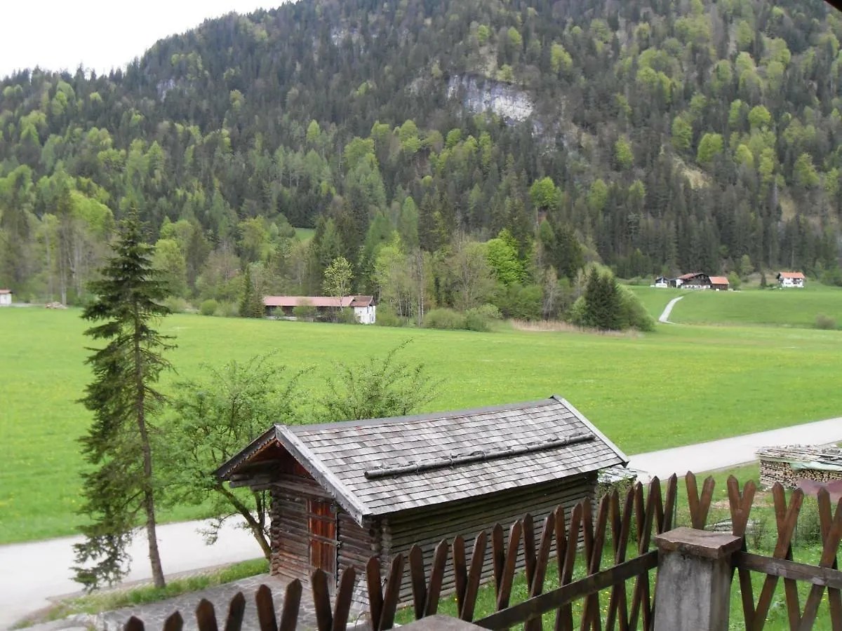 Gasthaus - Pension - Cafe Doerfl Kiefersfelden